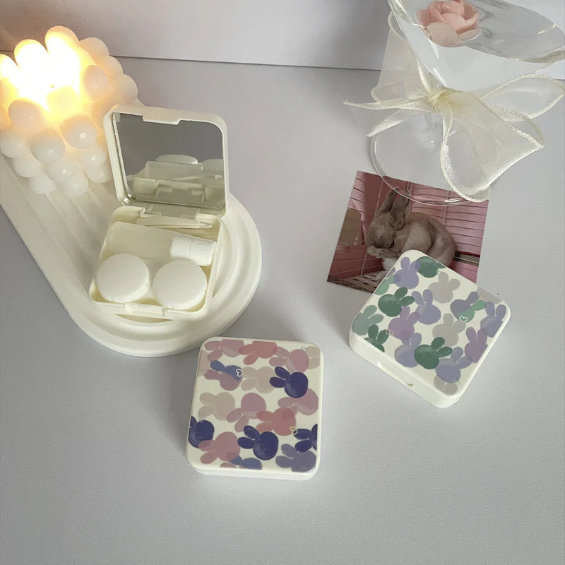 Colorful Bunnies Colored Contact Lens Case - Roseibase