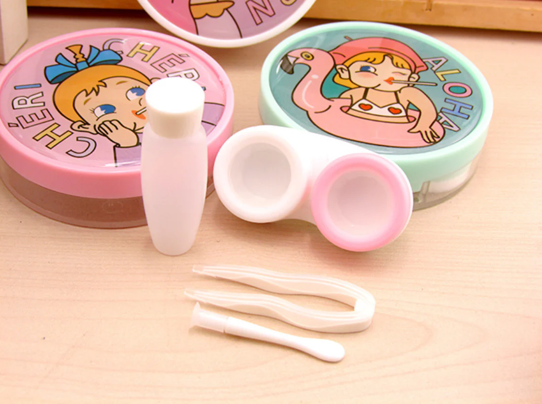 Cute Girl Multicolor Colored Contact Lens Case - Roseibase
